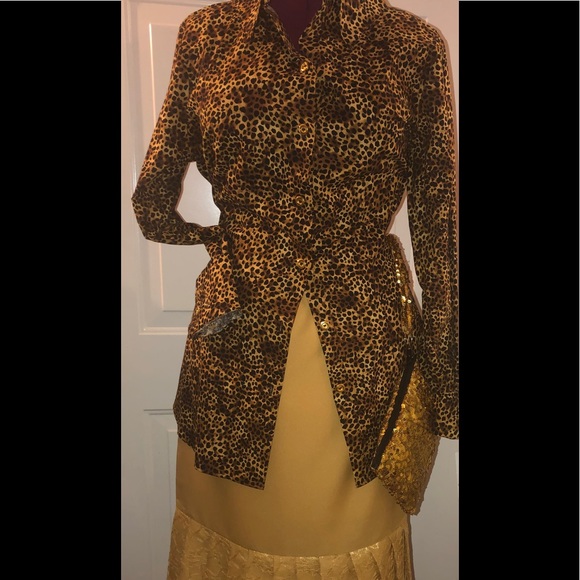 Skirt - Picture 2 of 3